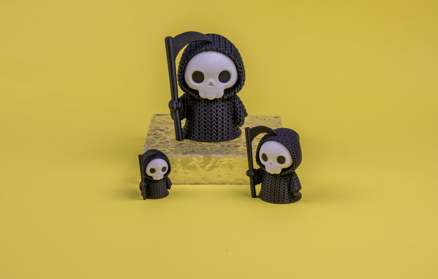 Crochet Reaper – Whimsical Crochet-Style Figure with Friendly Charm