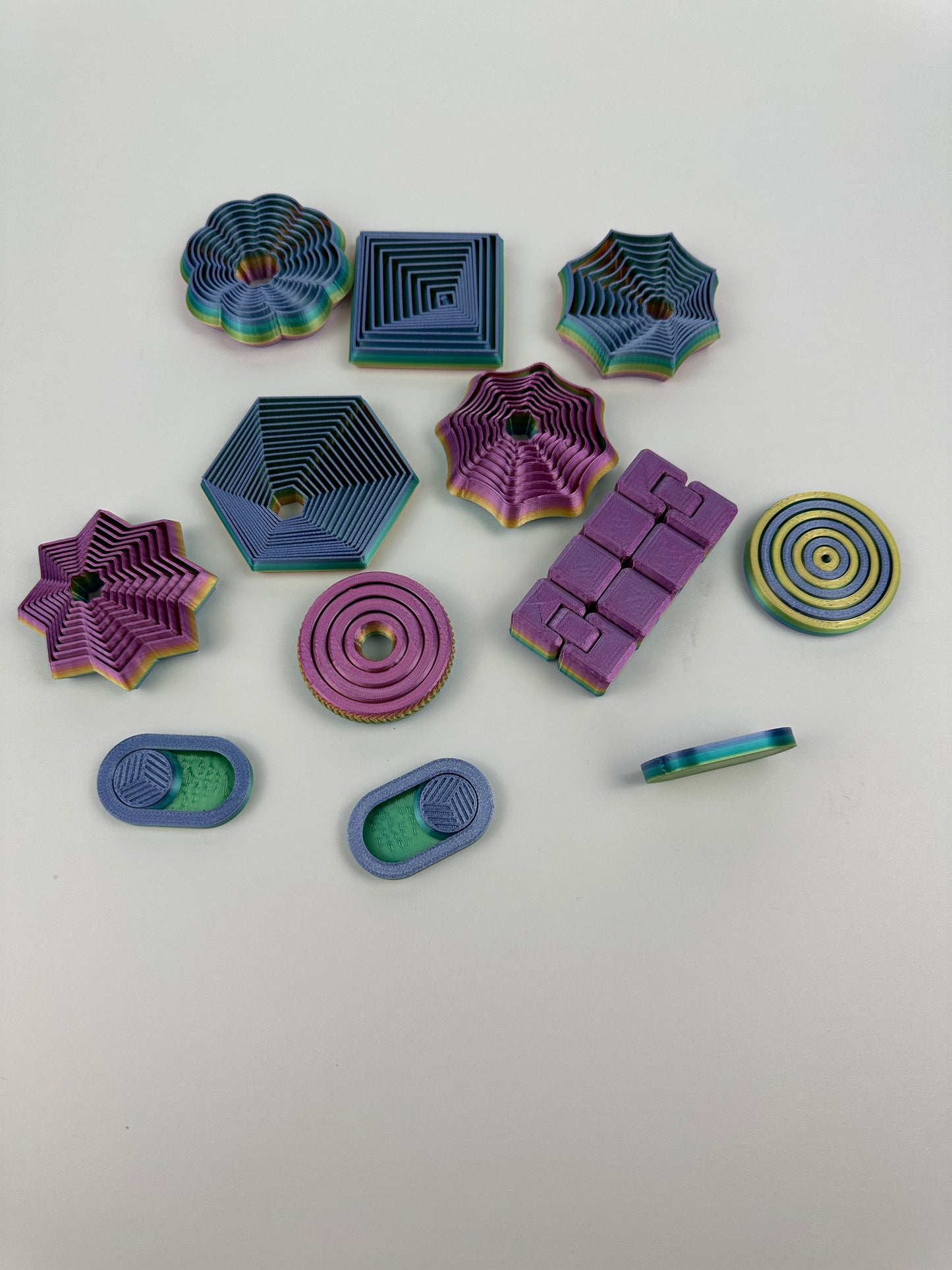 12-Piece Hand-Finished 3D-Printed Fidget Set – Colorful Sensory Fun for All Ages