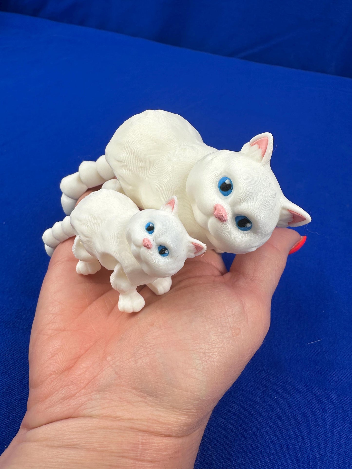 Articulated Cat – Poseable Desk Companion in Two Sizes - 3D Printed