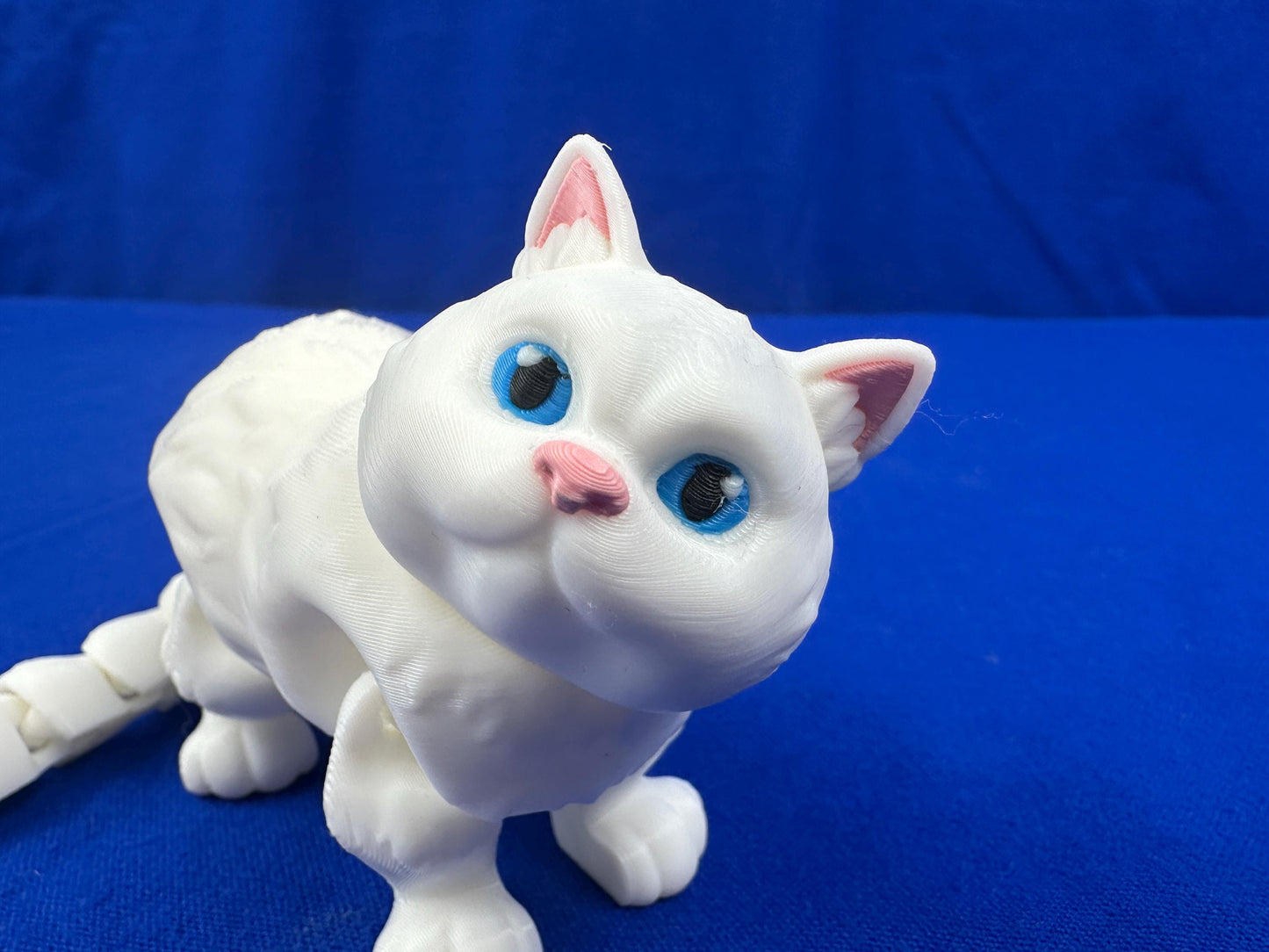 Articulated Cat – Poseable Desk Companion in Two Sizes - 3D Printed
