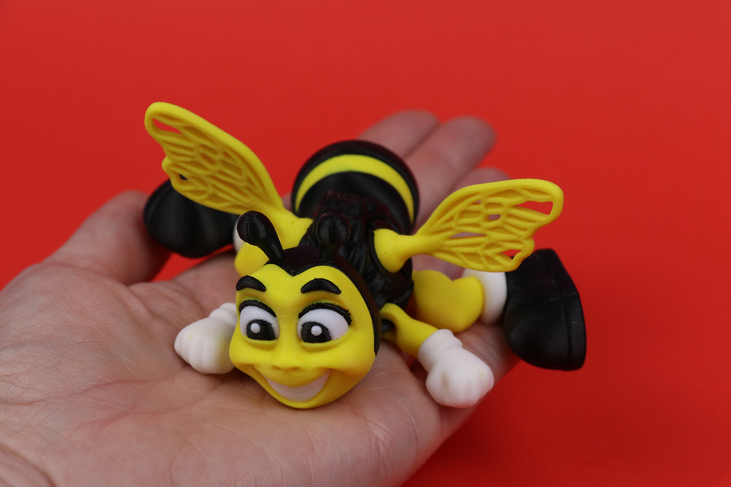 Articulating Bee – Posable Desk Buddy | 3D Printed