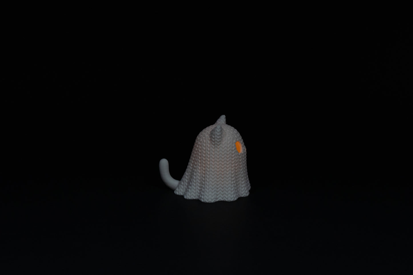 Ghost Cat – Crochet-Style 3D Printed Figure – Customization Available!