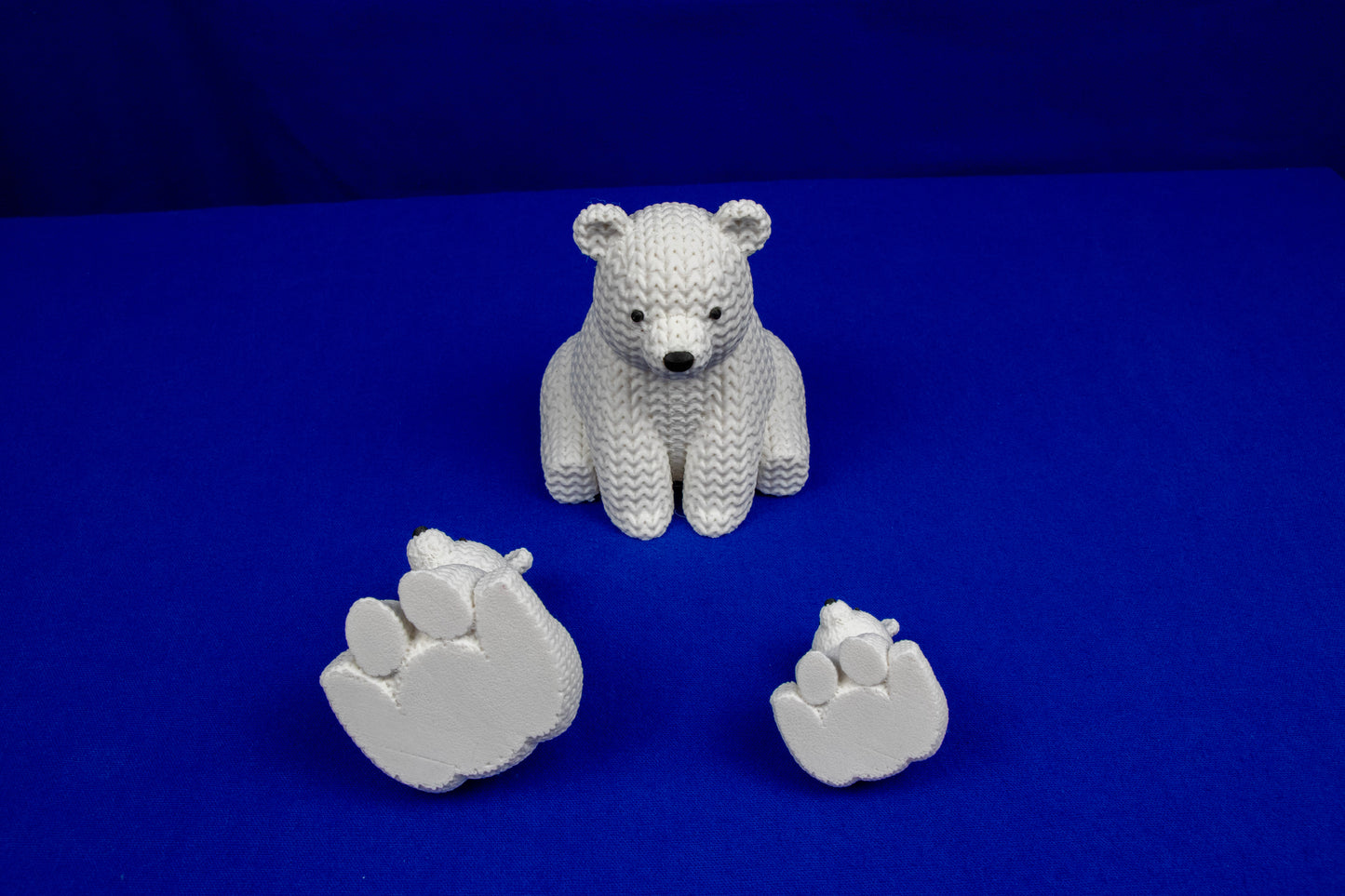 Cozy Knit Polar Bear Figurine – Winter Desk & Shelf Décor