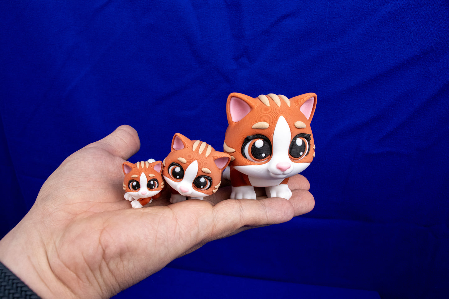 Moon-Eyed Cat – 3D Printed Desk Companion – Toe Bean Variants Available!