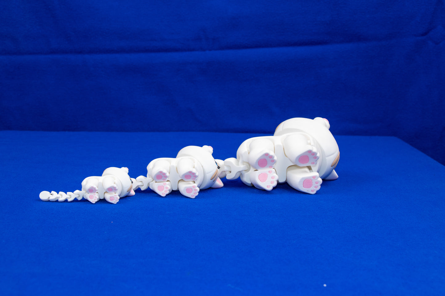 Moon-Eyed Cat – 3D Printed Desk Companion – Toe Bean Variants Available!