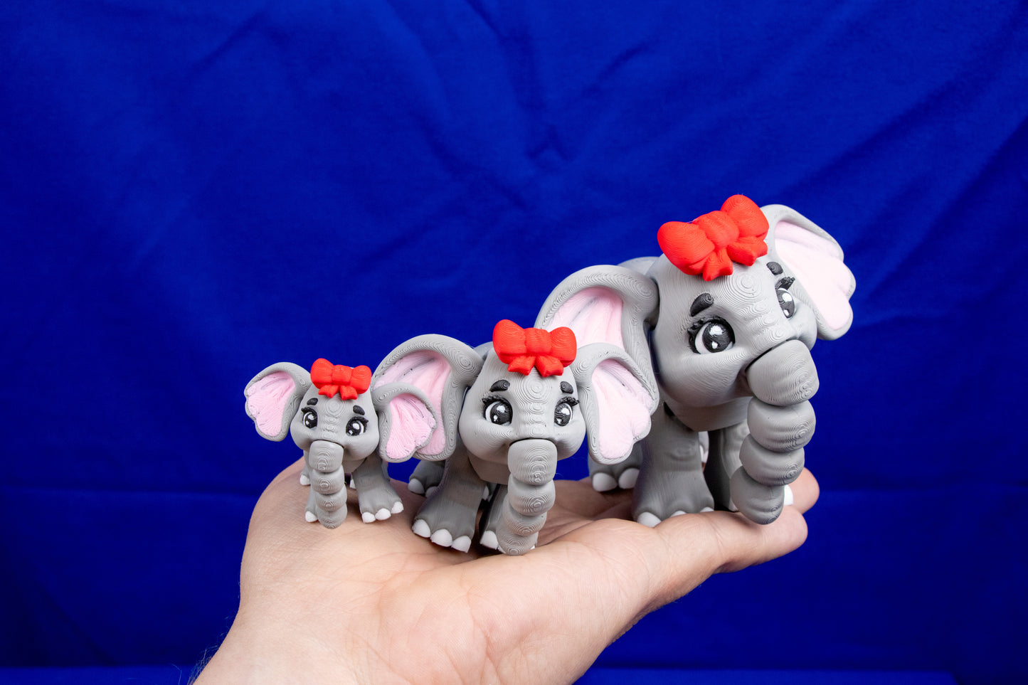 🐘 Articulated Elephant – Poseable Desk Decor in Three Sizes