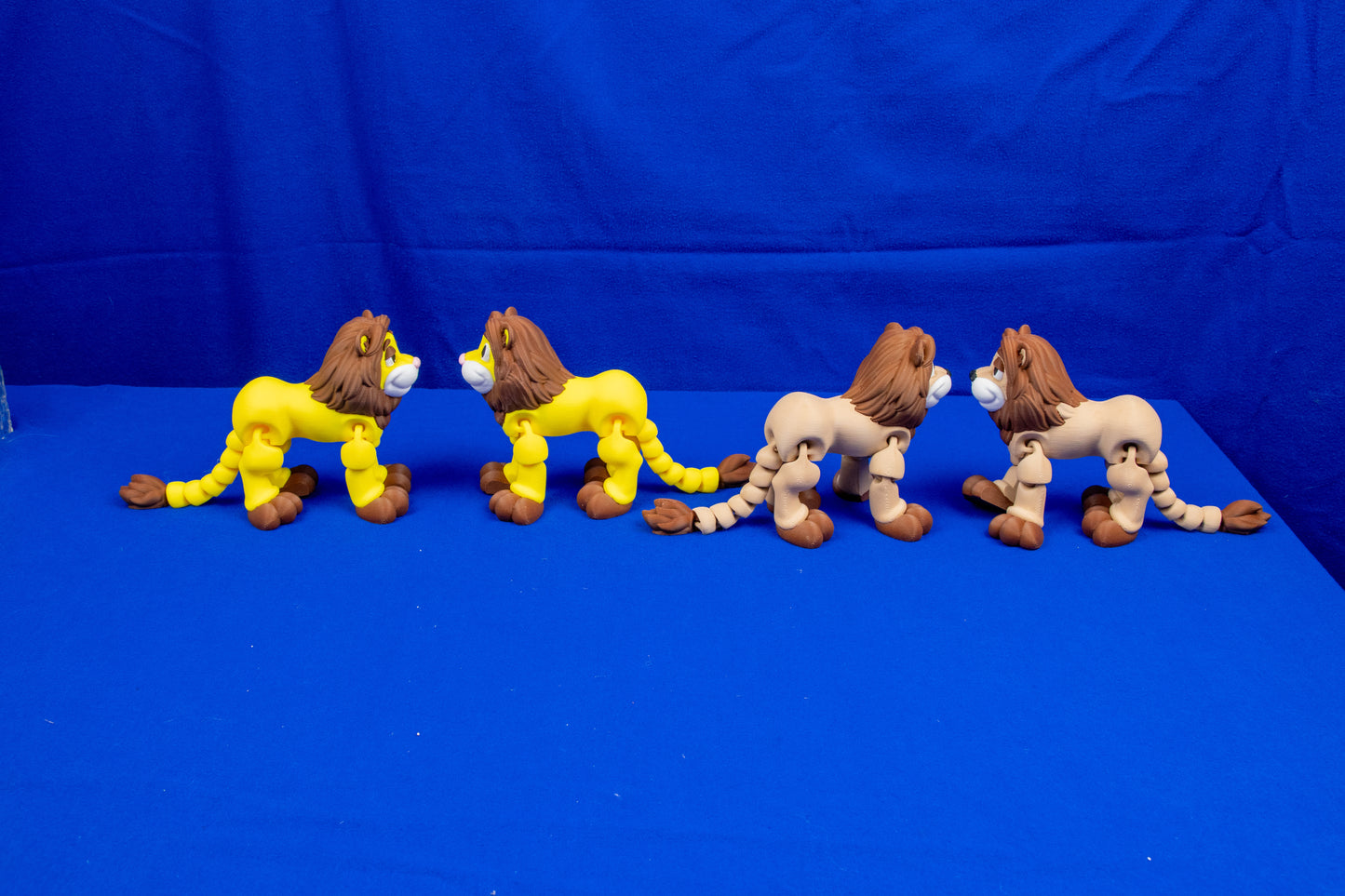 Mighty Lion – Articulated Collectible with Flexible Tail