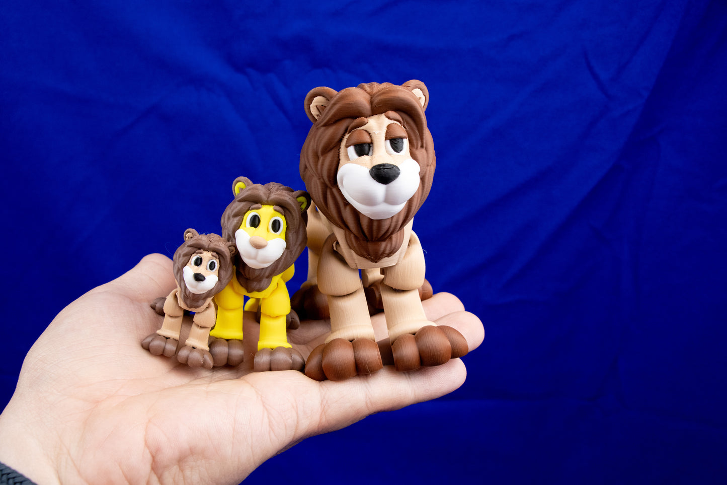 Mighty Lion – Articulated Collectible with Flexible Tail