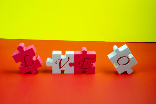 LOVE Puzzle Decor – Interlocking 3D Printed Word Display