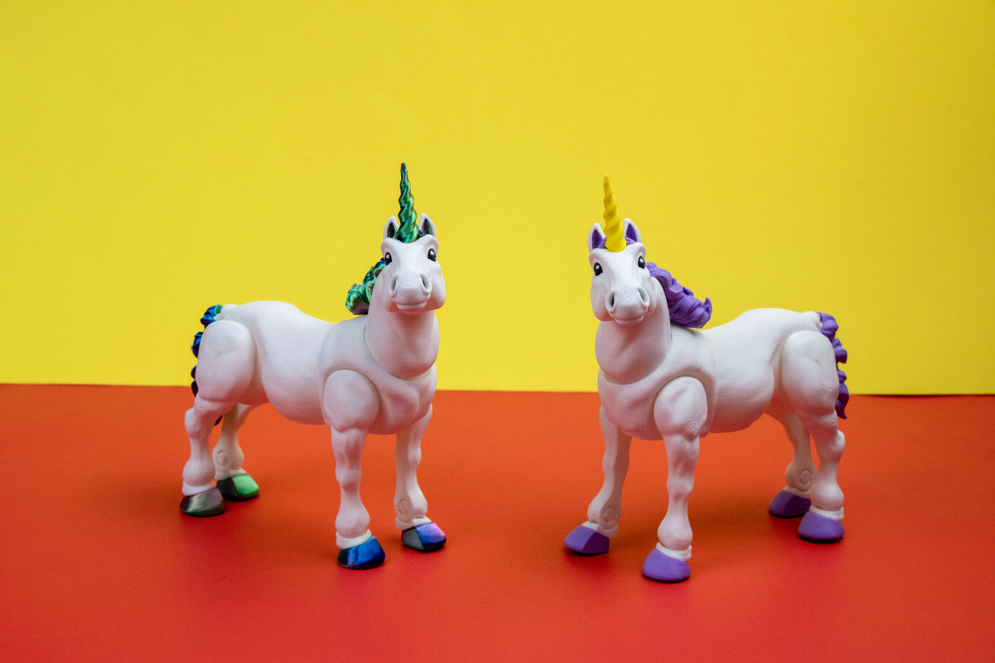 Articulated Unicorn Figurine – Poseable 3D Printed Desk & Shelf Decor – Customization Available