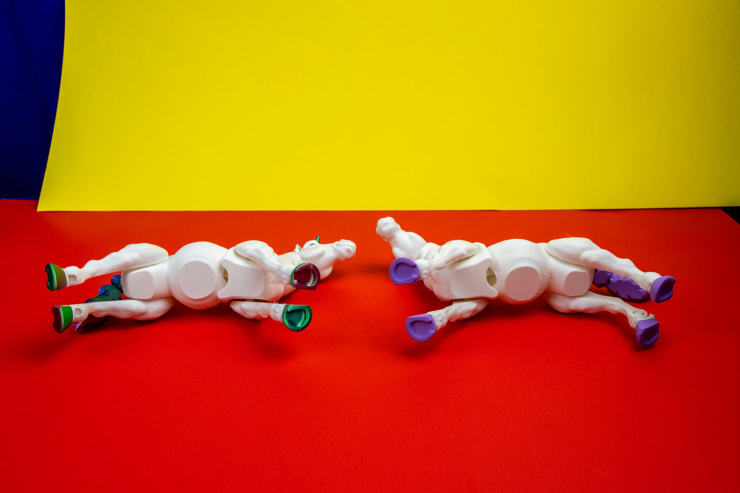 Articulated Unicorn Figurine – Poseable 3D Printed Desk & Shelf Decor – Customization Available