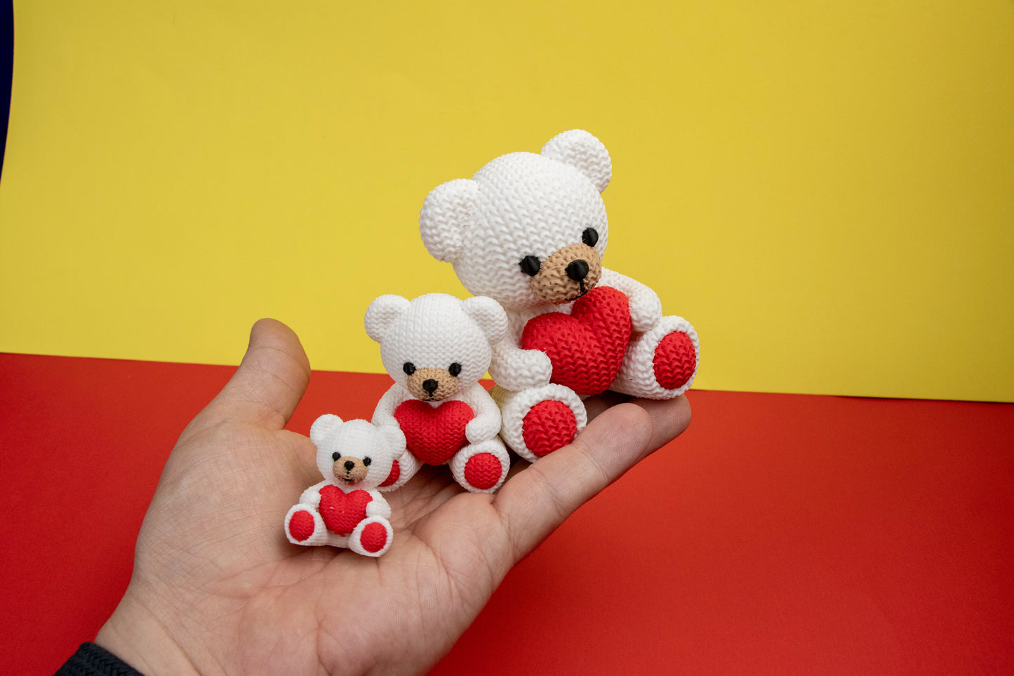Crochet-Style Bear with Heart – 3D Printed Decor