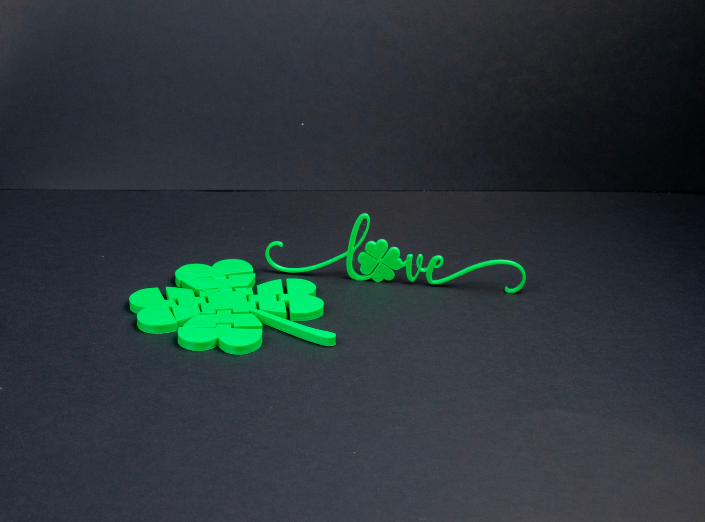 Lucky in Love Decor Set – Articulated Four Leaf Clover Fidget & Love Sign – Customization Available