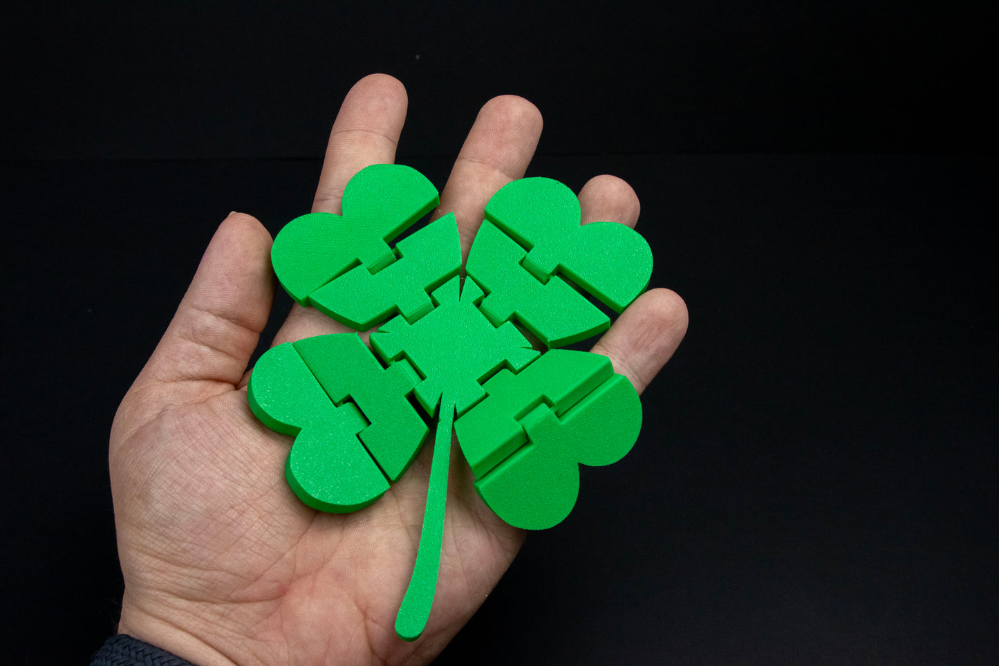 Lucky in Love Decor Set – Articulated Four Leaf Clover Fidget & Love Sign – Customization Available